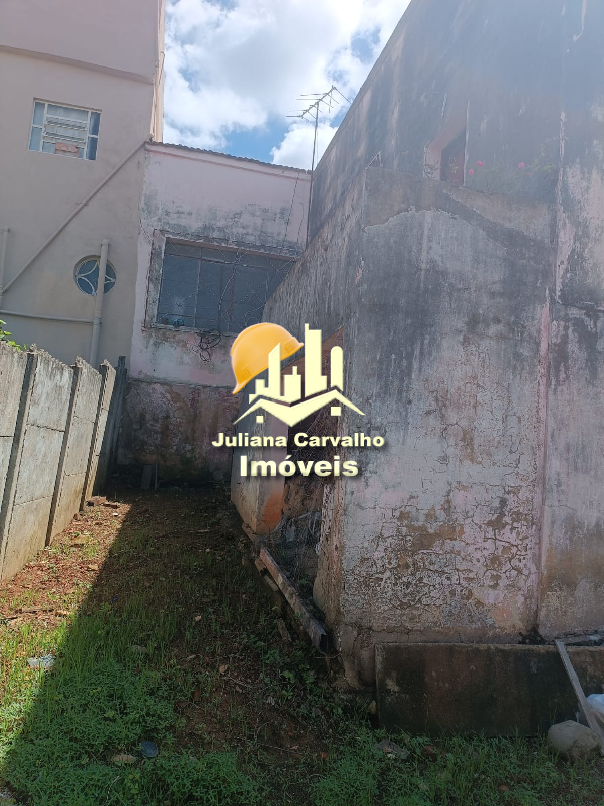 Casa no Tejuco próximo a Igreja do Rosário (1)