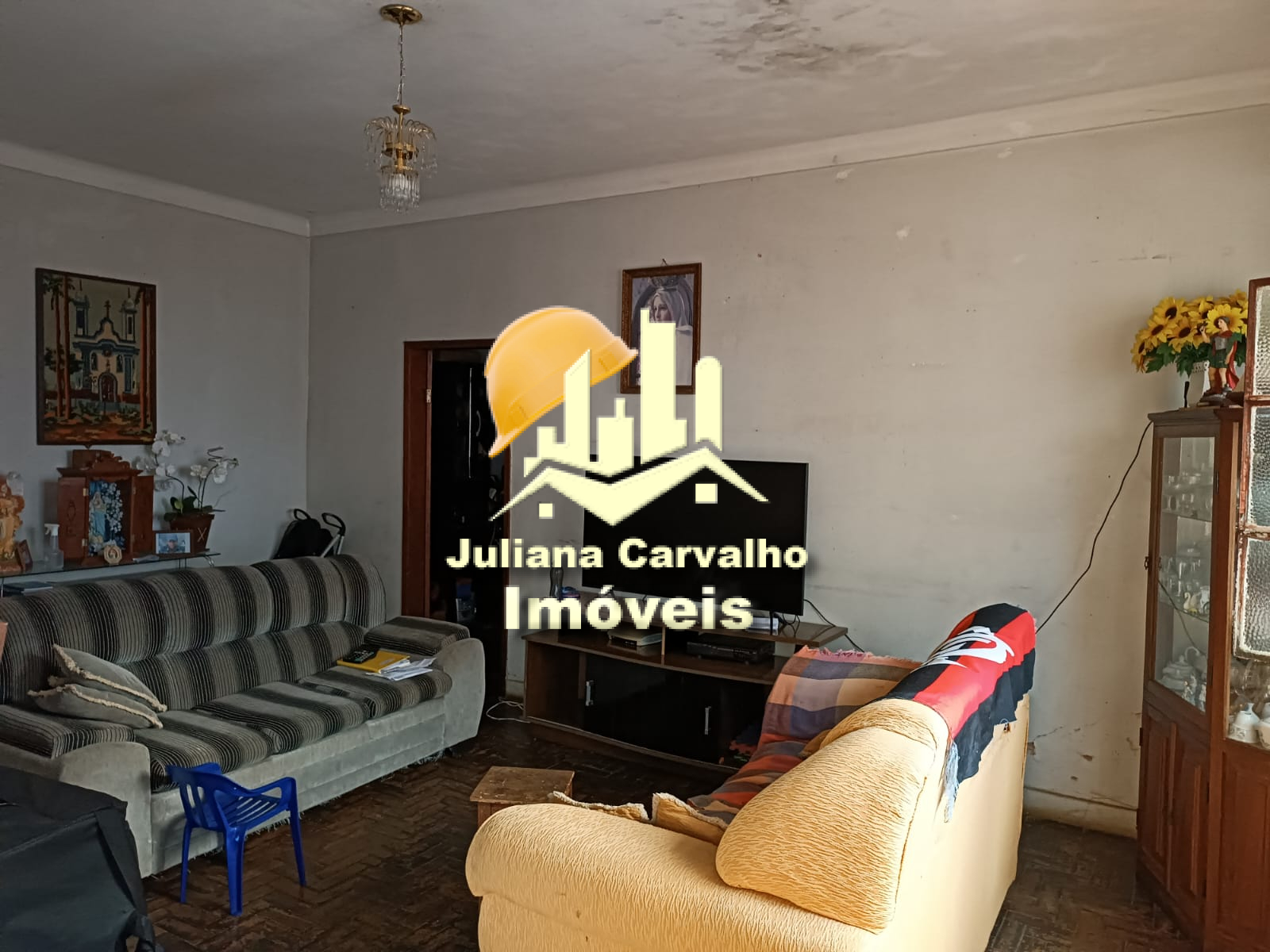 Casa no Tejuco próximo a Igreja do Rosário (11)