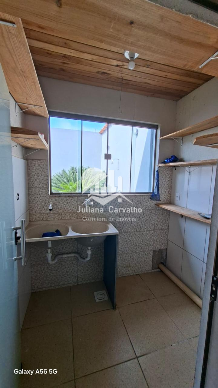 Casa espaçosa, bem acabada e pronta para morar no bairro Fábricas! (7)