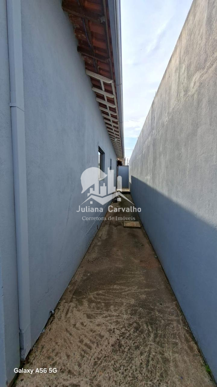 Casa espaçosa, bem acabada e pronta para morar no bairro Fábricas! (8)