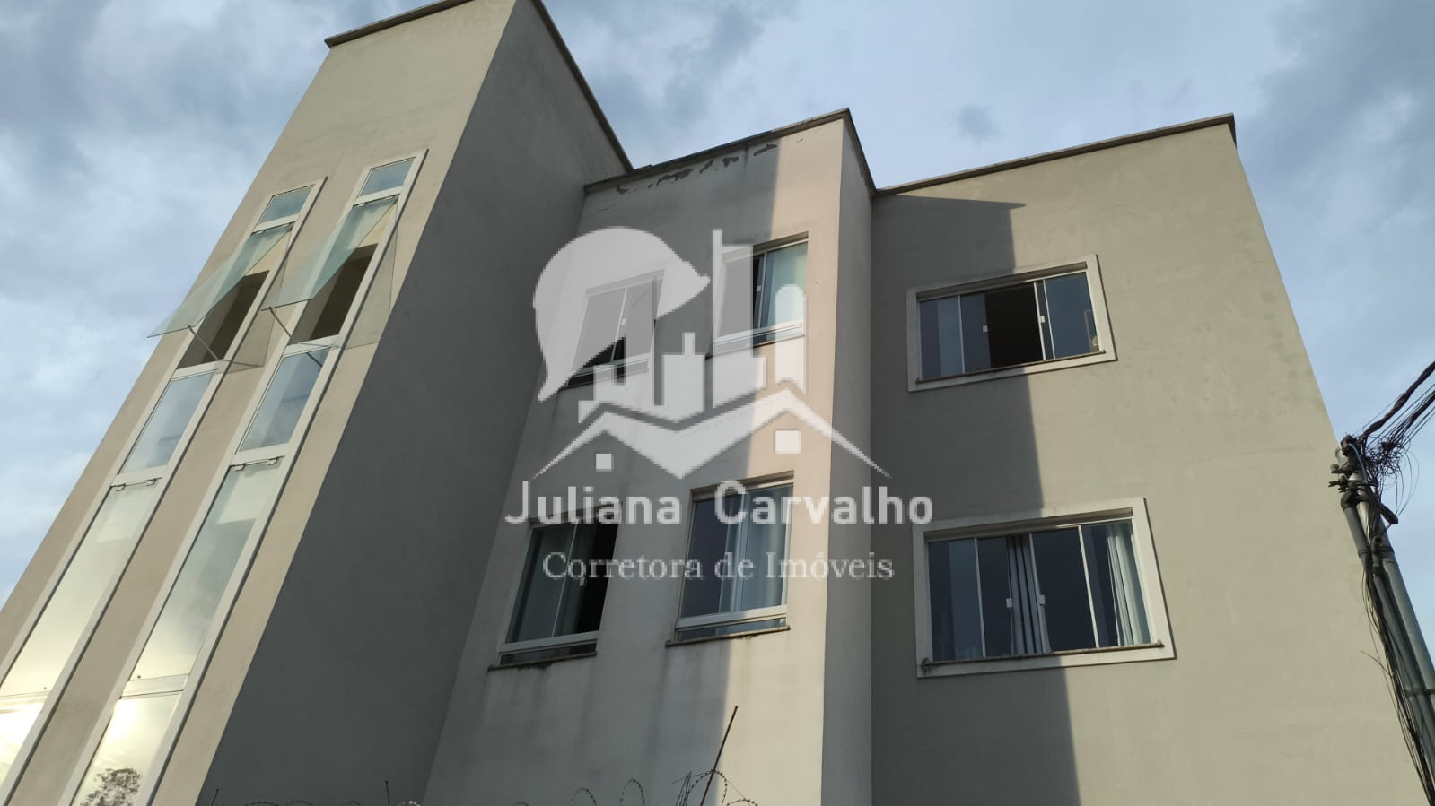 Venda de apartamento nas Fábricas