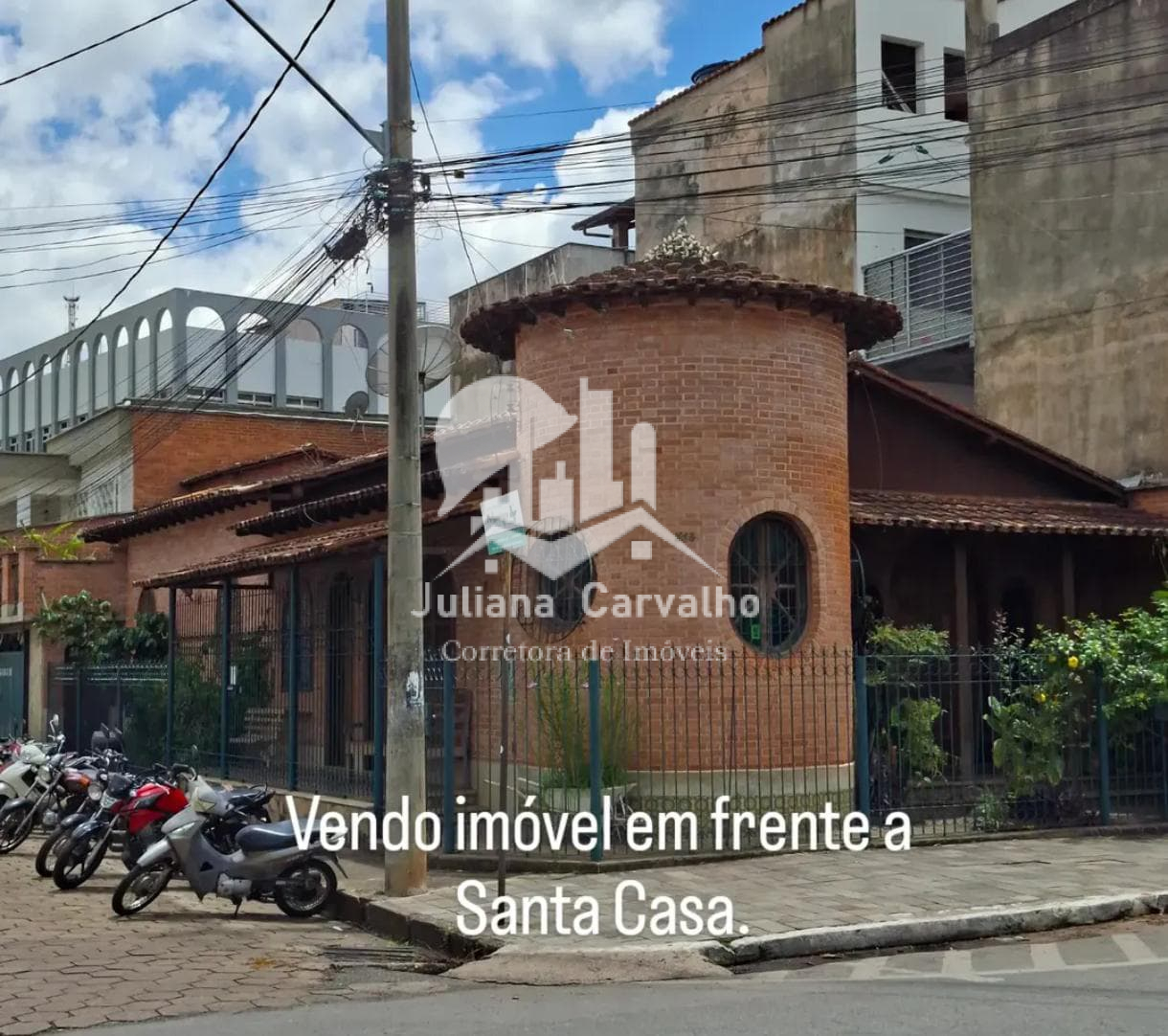 Vendo Imóvel - em frente a Santa Casa
