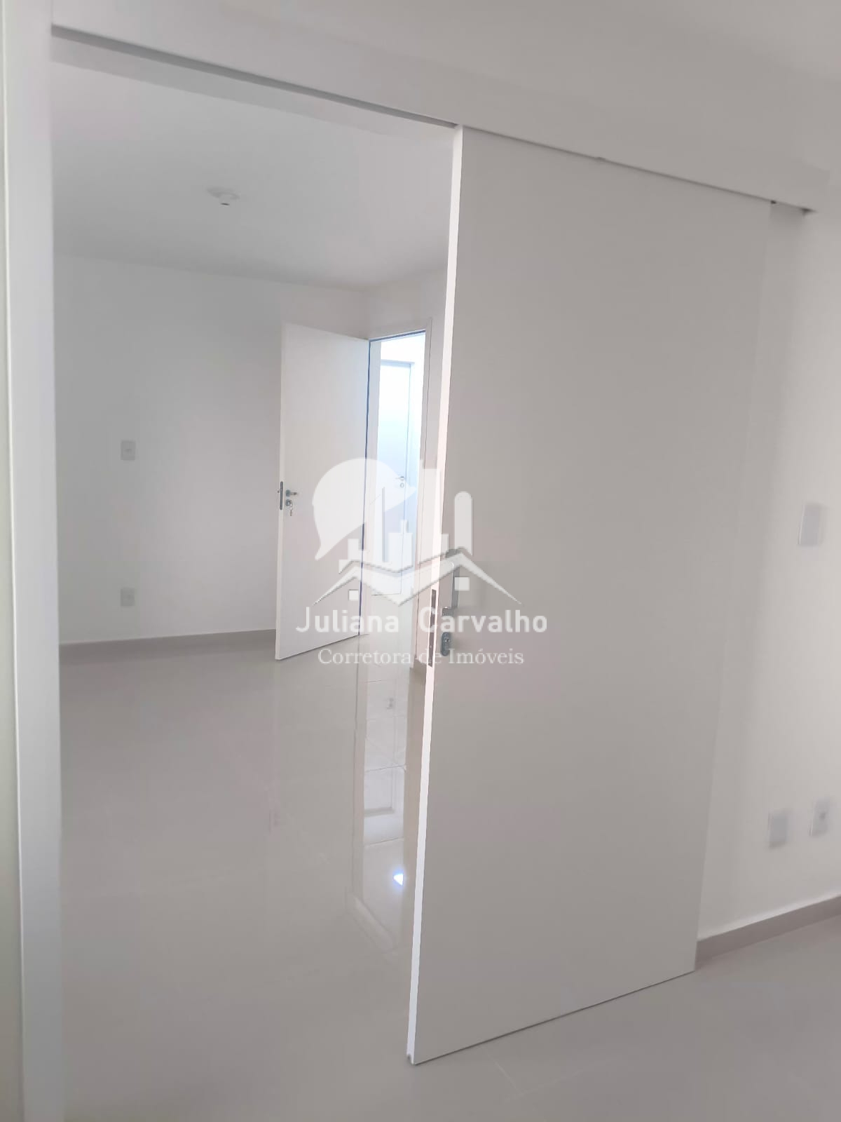 🏢 SALA COMERCIAL À VENDA (4)